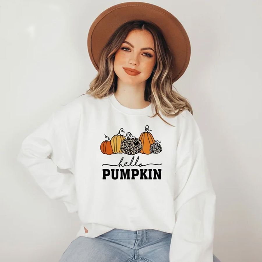 Hello Pumpkin Shirt, Cute Thanksgiving Tee, Fall T-Shirt, Hello Autumn Shirt, Thanksgiving Women's Shirt